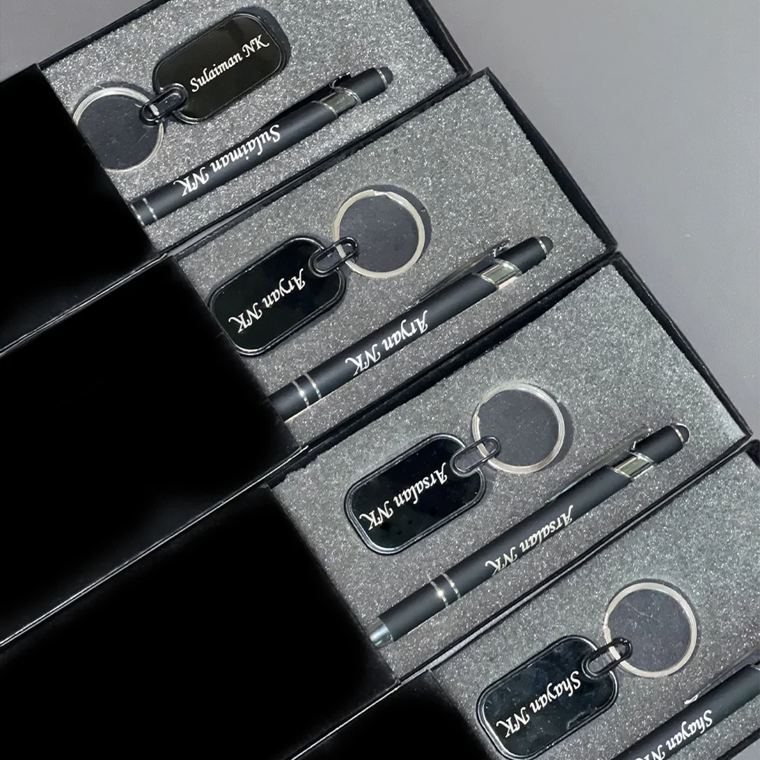 CUSTOMISE PEN & KEYCHAIN (FREE DELIVERY)
